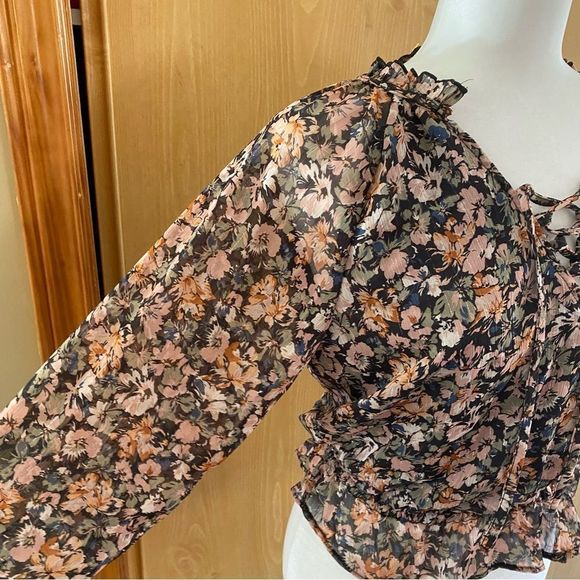 American Eagle • Chiffon Lace Up Blouse in Washed Black - Picture 3 of 15